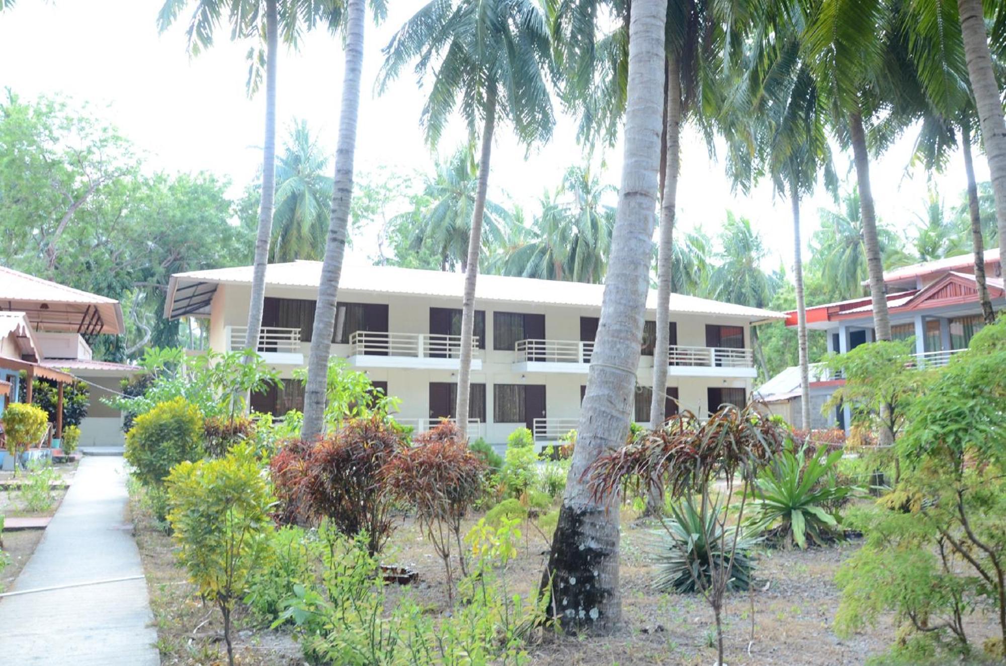 Coconhuts Beach Resort Lakshmanpur Екстериор снимка